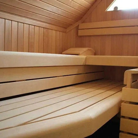 With 3 Bedrooms Casa de Férias Baabe